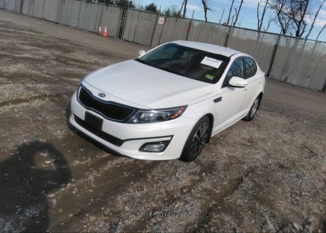 isb345179015-2015-kia-optima_2