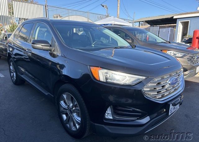 isb357087797-2019-ford-edge_11