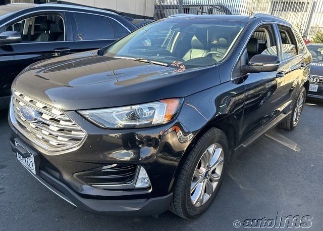 isb357087797-2019-ford-edge_19