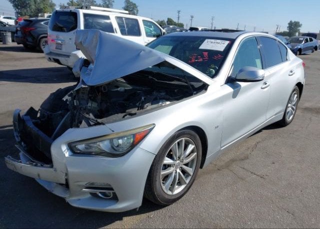 isb358614108-2014-infiniti-q50_2