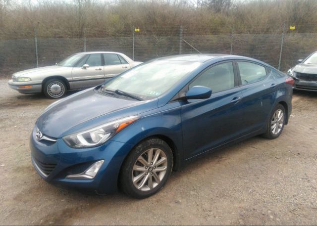 isb370618553-2015-hyundai-elantra_2