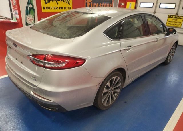 isb373871157-2019-ford-fusion_2