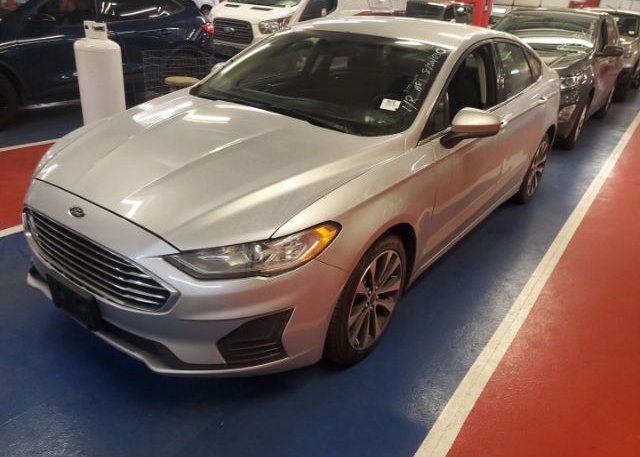 isb373871157-2019-ford-fusion_7