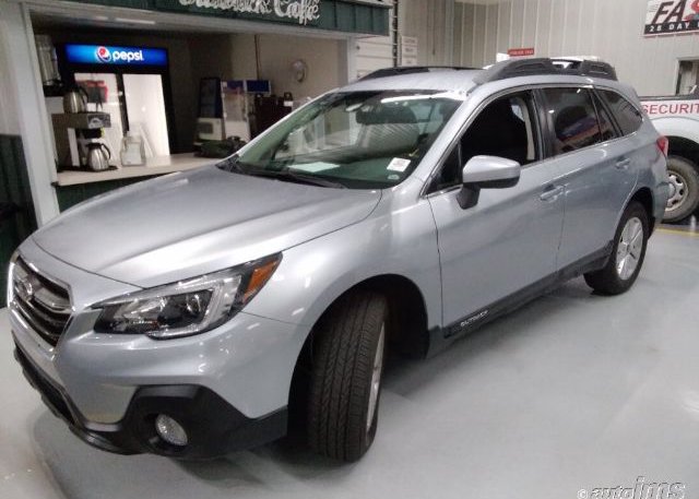 isb375414138-2019-subaru-outback_9