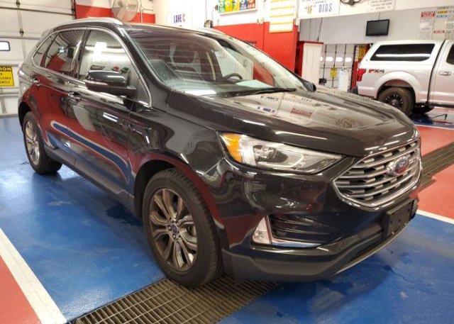 isb375829919-2019-ford-edge_11