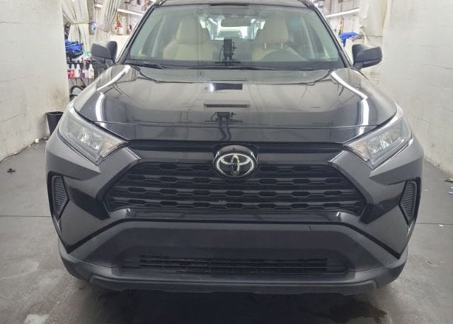 isb377700352-2020-toyota-rav4_10