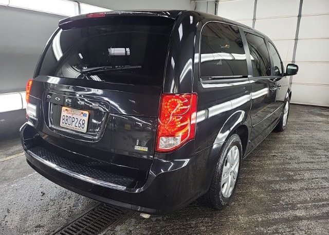 isb381183761-2017-dodge-grand-caravan_7