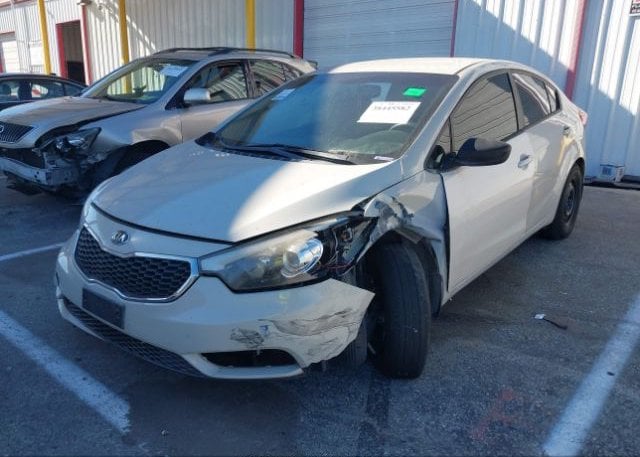 isb384023636-2015-kia-forte_2