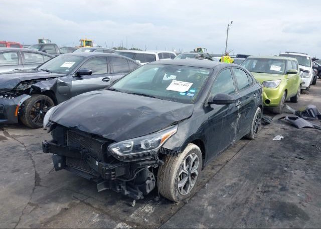 isb393562222-2019-kia-forte_2