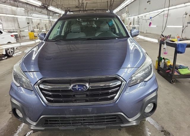 isb399743421-2018-subaru-outback_18