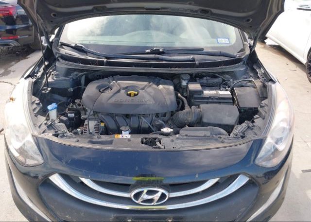 isb404701482-2013-hyundai-elantra-gt_10