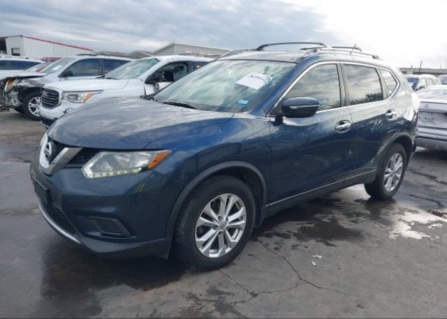 isb420255181-2015-nissan-rogue_2