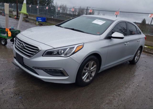 isb430487332-2015-hyundai-sonata_2