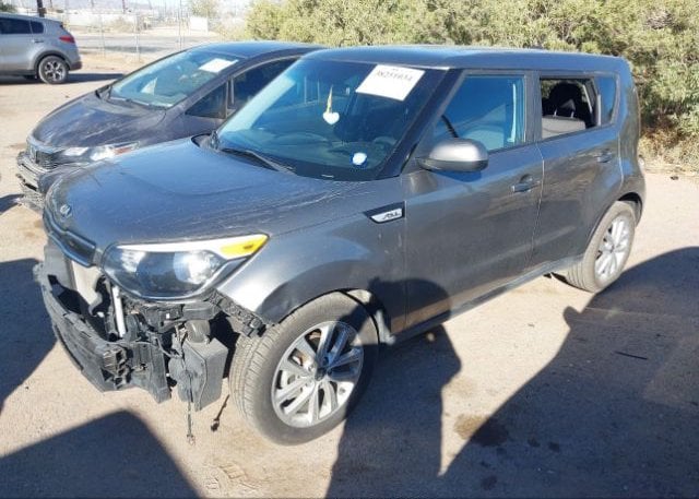 isb470257646-2019-kia-soul_2