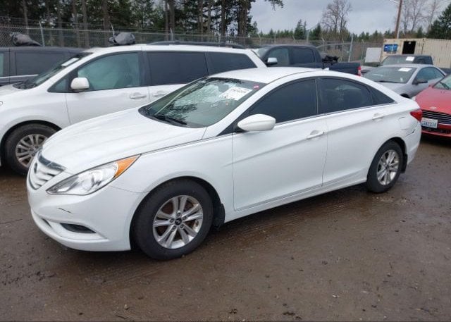 isb492443677-2013-hyundai-sonata_2