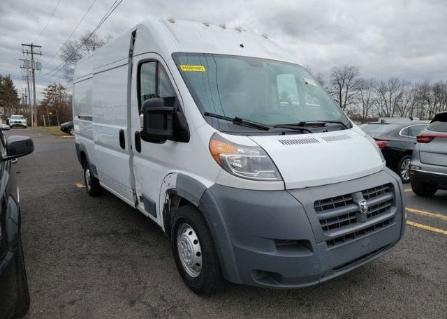 isb520805419-2018-ram-promaster-2500_10