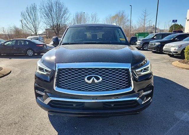 isb523870874-2022-infiniti-qx80_14