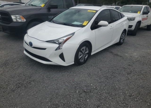 isb525456480-2017-toyota-prius_16