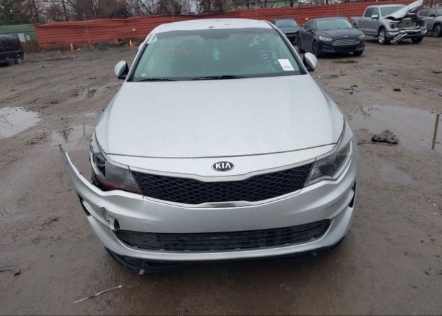 isb533545975-2018-kia-optima_11