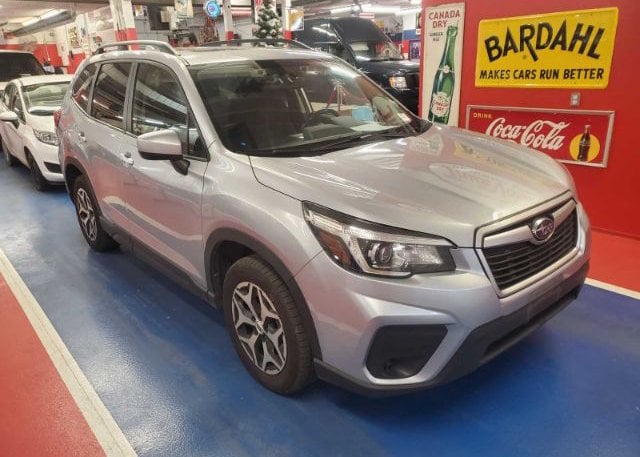 isb543976296-2019-subaru-forester_11