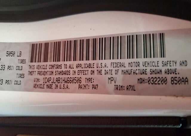 isb556504203-2017-jeep-cherokee_6