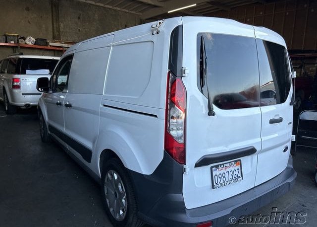 isb557307594-2016-ford-transit-connect_8