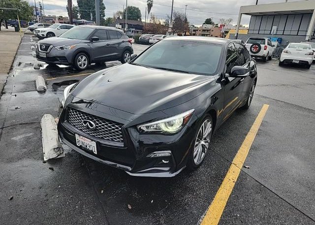 isb565942174-2021-infiniti-q50_2