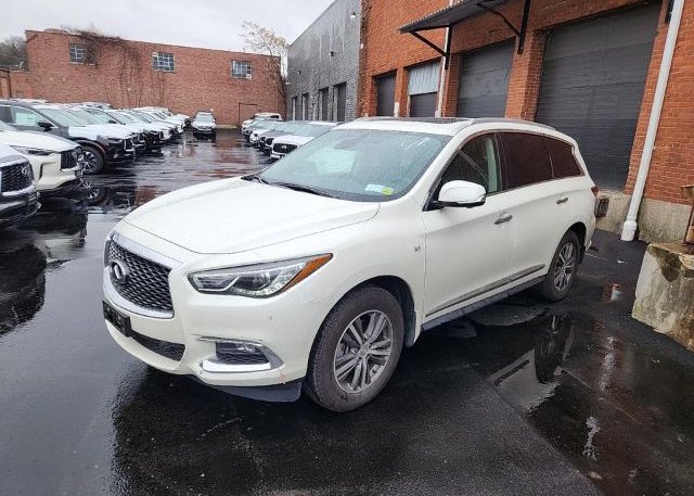 isb572423276-2020-infiniti-qx60_2