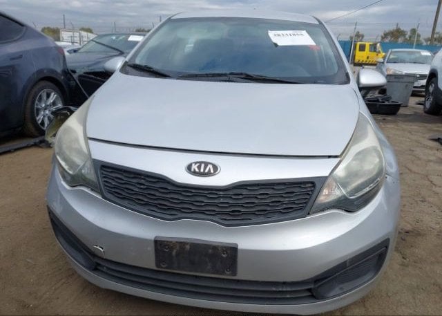 isb598660212-2013-kia-rio_11