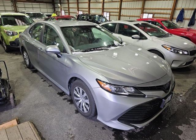 isb601890892-2019-toyota-camry-hybrid_11