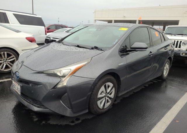 isb604353755-2018-toyota-prius_7