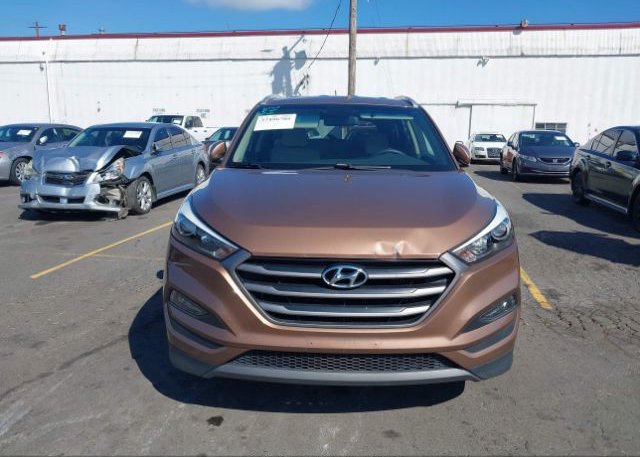 isb606589863-2016-hyundai-tucson_11