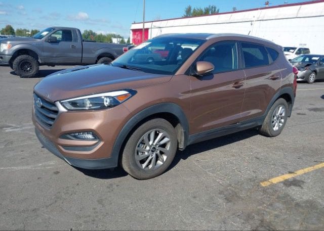 isb606589863-2016-hyundai-tucson_2