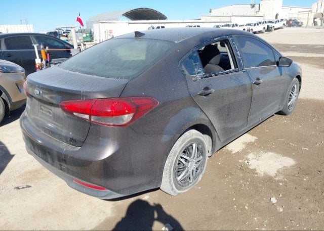 isb626038530-2017-kia-forte_4