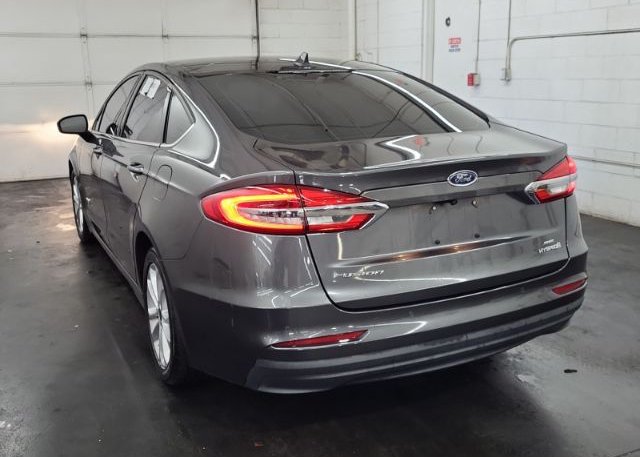 isb632255974-2019-ford-fusion_9