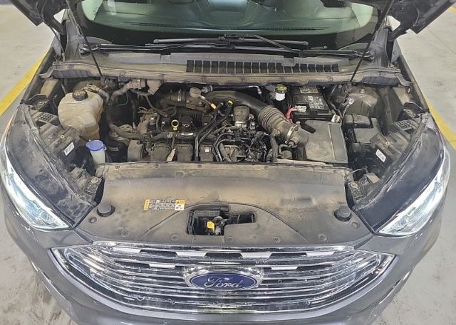 isb635234639-2019-ford-edge_18