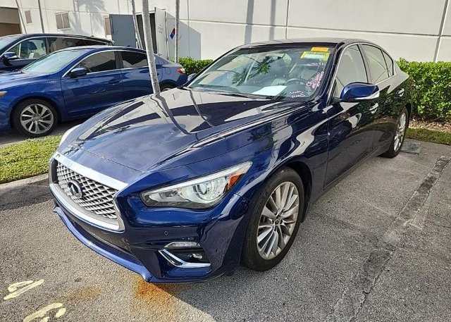 isb650042879-2021-infiniti-q50_2