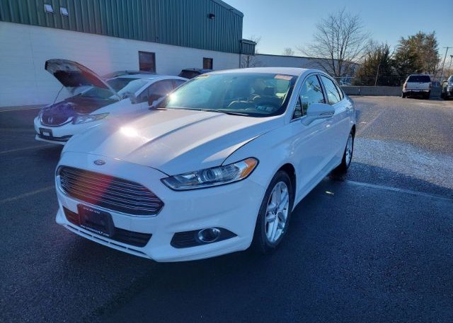 isb669380398-2016-ford-fusion_13