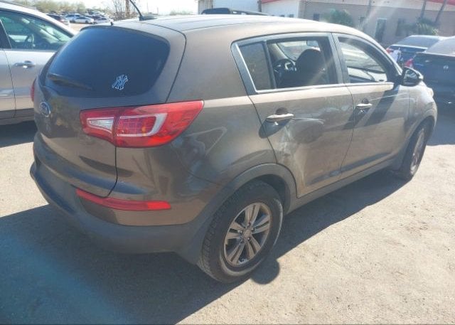 isb677337476-2011-kia-sportage_4