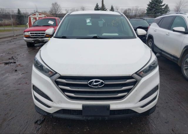 isb690114669-2018-hyundai-tucson_12