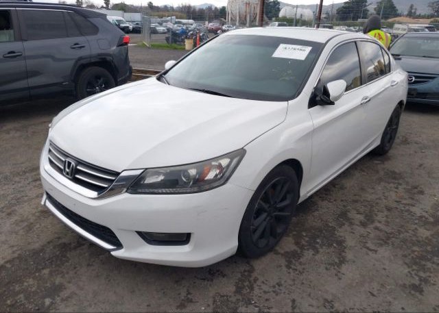 isb695070080-2014-honda-accord_6