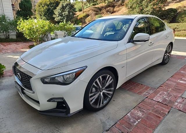 isb713332734-2020-infiniti-q50_2