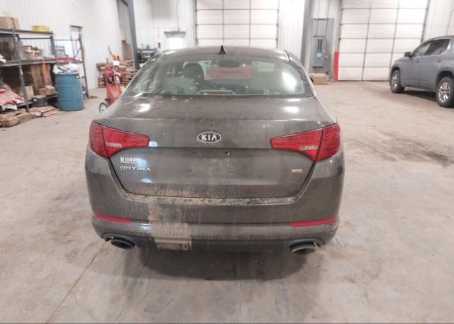 isb719088089-2011-kia-optima_16