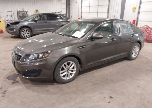 isb719088089-2011-kia-optima_2