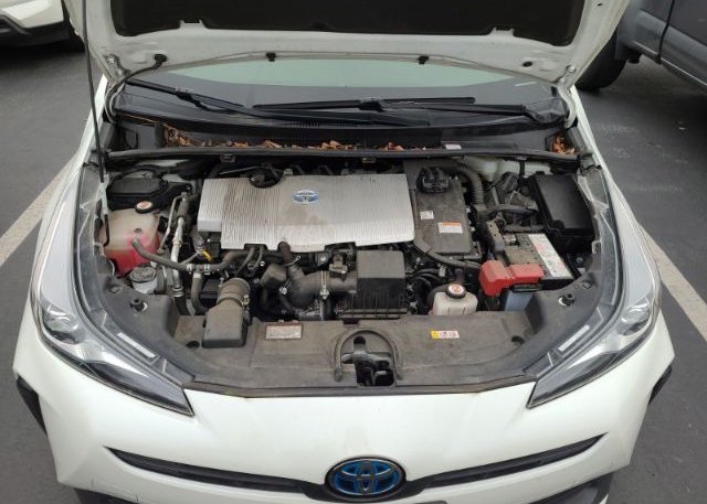 isb719320074-2019-toyota-prius_12