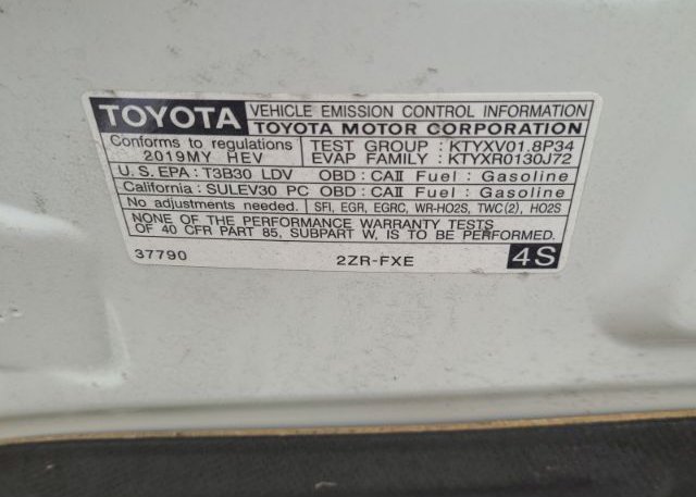 isb719320074-2019-toyota-prius_21