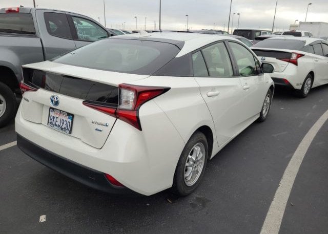 isb719320074-2019-toyota-prius_8