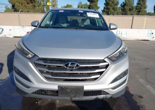 isb723994463-2017-hyundai-tucson_12