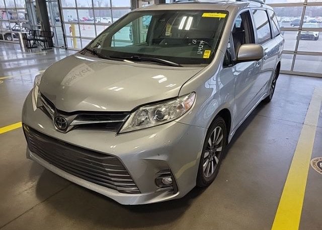 isb733425372-2018-toyota-sienna_12