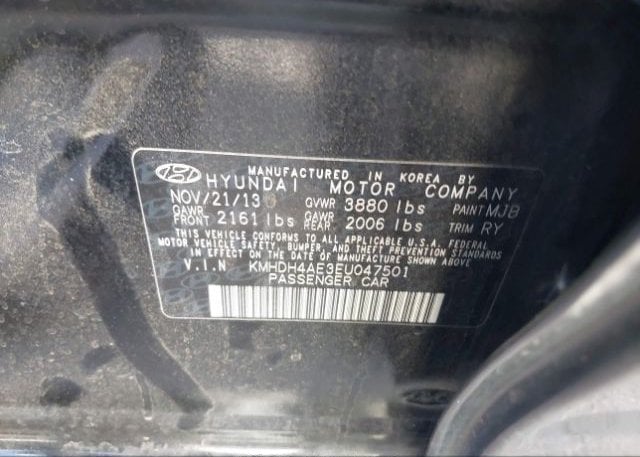 isb751839340-2014-hyundai-elantra_9